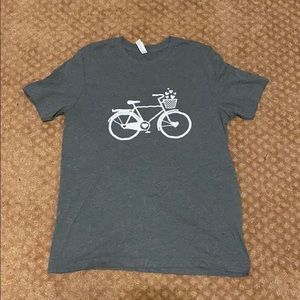 Bike w/ heart basket graphic tee